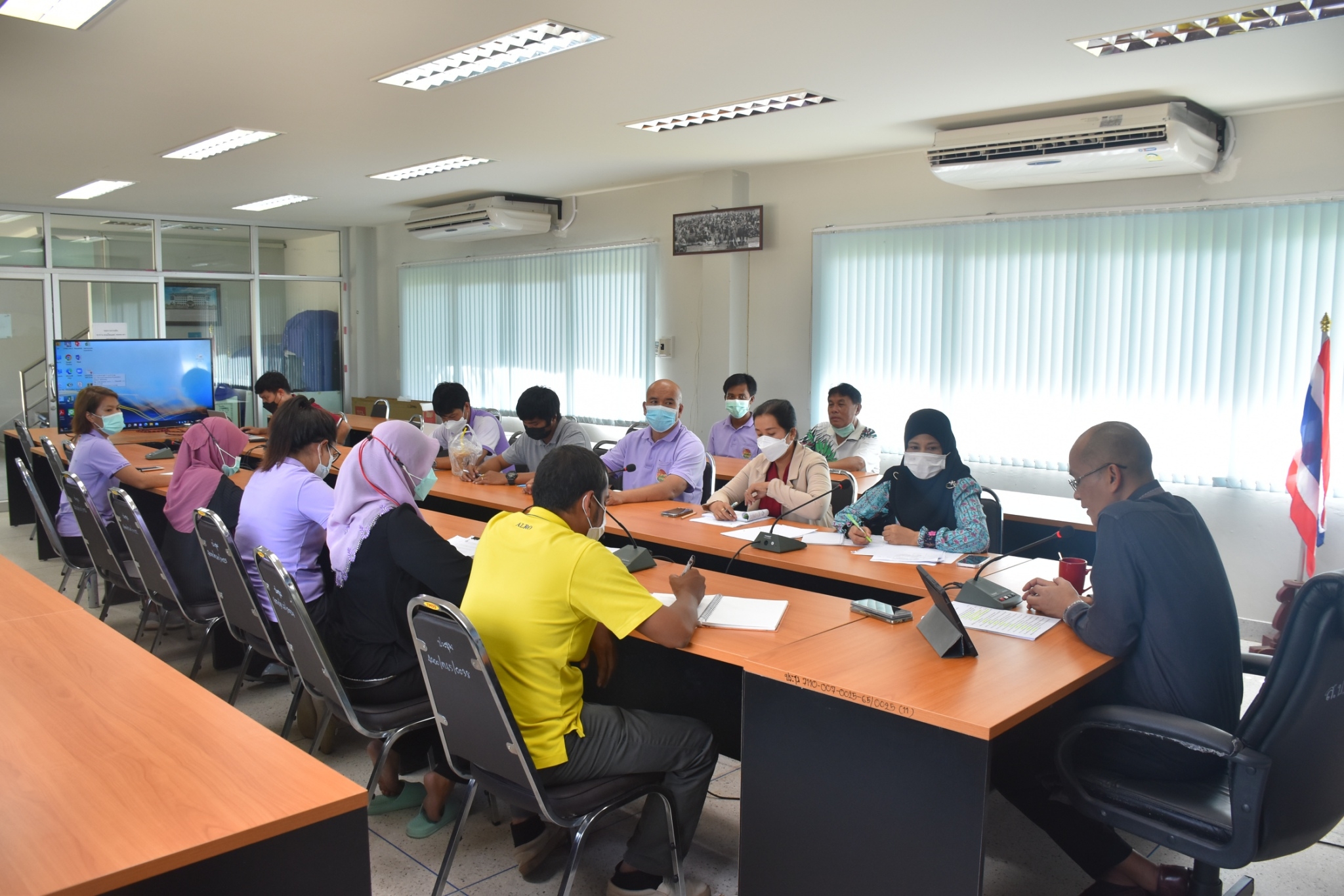 title - รษก.ปทจ.นราธิวาส จัดประชุมประจำเดือน คณะเจ้าหน้าที่ ส.ป.ก.นราธิวาส 